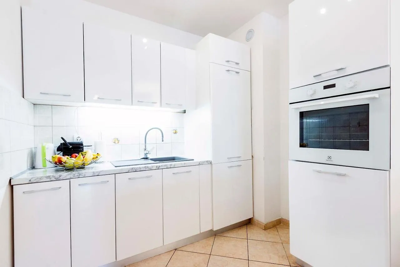 Apartment Elena Pula