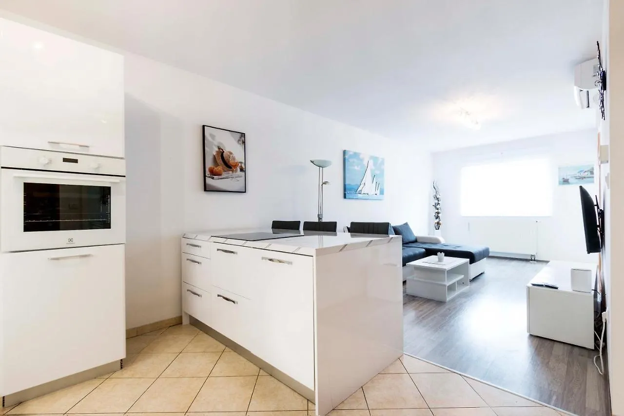 Apartment Elena Pula Kroatien